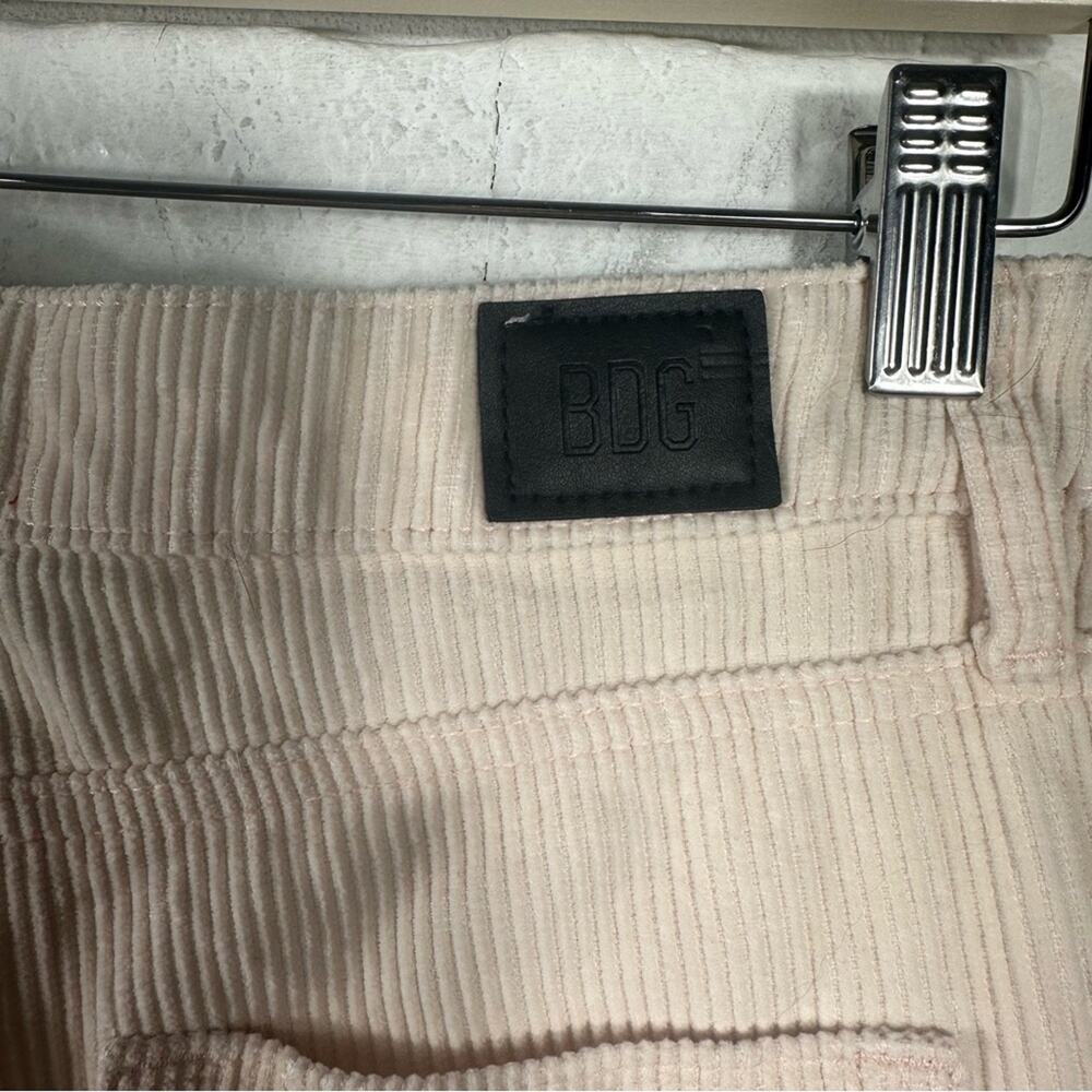 BDG Mom High-Rise Corduroy Pants Soft Peach Size 26 - Picture 10 of 11